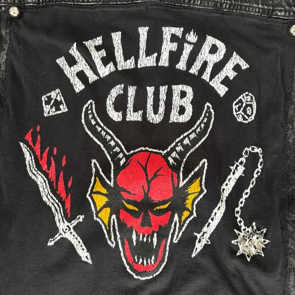 Stranger Things Hellfire Club Upcycled Denim Stud Spike Hoodie Jacket Rock M - Picture 2 of 7